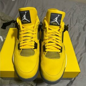 Jordan retro 4 lighting size 14 for sale.